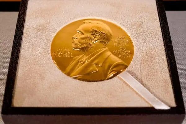 İqtisadiyyat, tibb və başqa sahələr üzrə Nobel mükafatları təqdim edilib