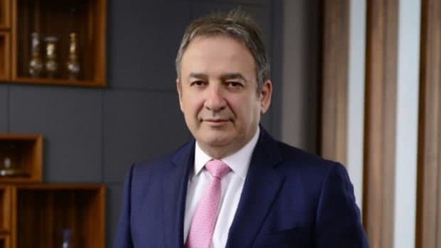 Prof. Dr. Ahmet Kırman "I AmChamPion Şərəf Mükafatı"nı alıb