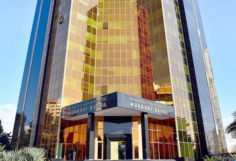 Bayram günlərində bankların, milli poçt operatorunun və valyuta mübadiləsi məntəqələri necə işləyəcək - AÇIQLAMA