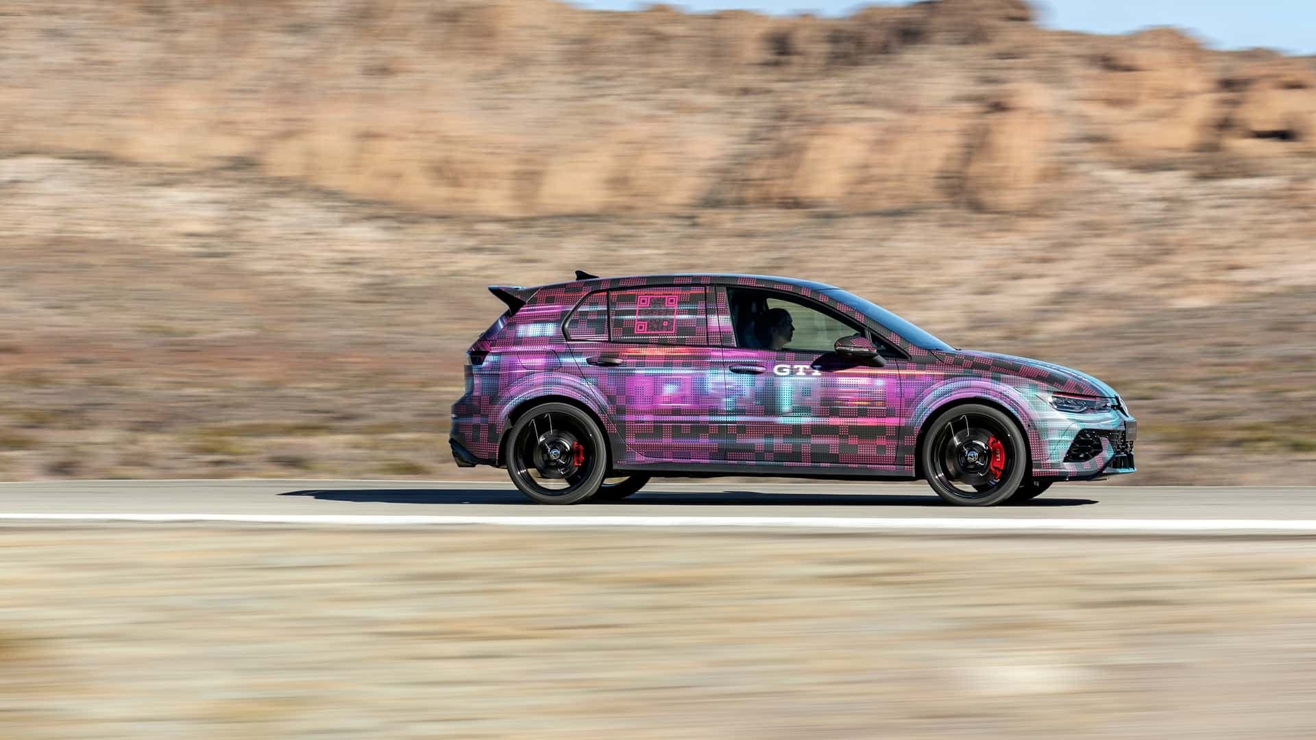 Yenilənmiş Golf GTI-nin konseptual şəkilləri yayımlanıb - FOTO