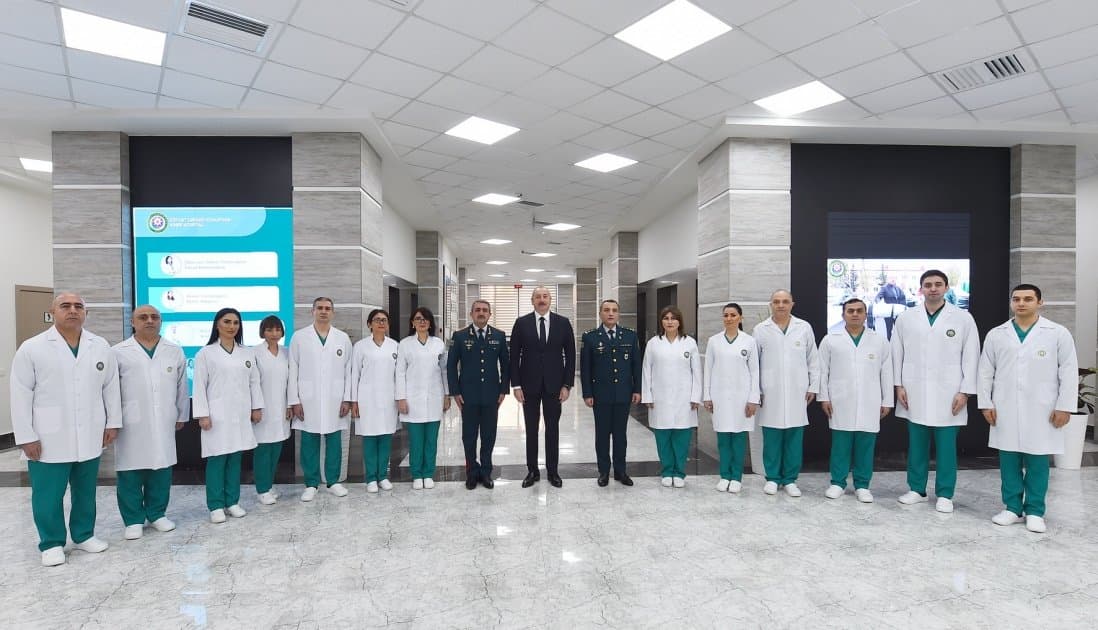 Prezident İlham Əliyev Bakıda Dövlət Sərhəd Xidmətinin yeni hərbi hospital kompleksinin açılışında iştirak edib