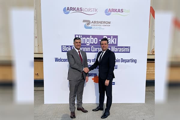 Bakıda Türkiyənin “Arkas Lojistik” və “Arkas Rail A.Ş” şirkətlərinin ortaq icra etdiyi Ninqbo-Bakı blok qatarının qarşılama mərasimi keçirilib