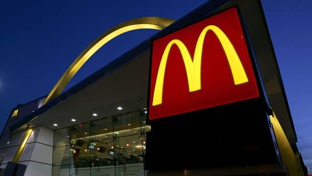 McDonald's-ın gəliri artıb - Hesabat