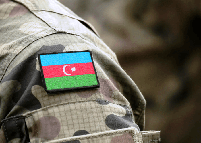 Hərbi qulluqçuların maaşları artırıldı - QƏRAR