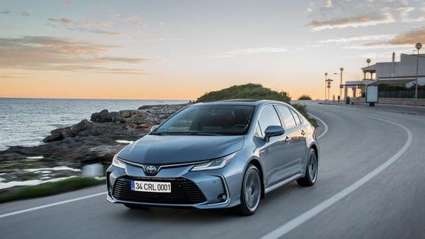 Toyota-nın bazar dəyəri tarixi həddi aşıb - HESABAT