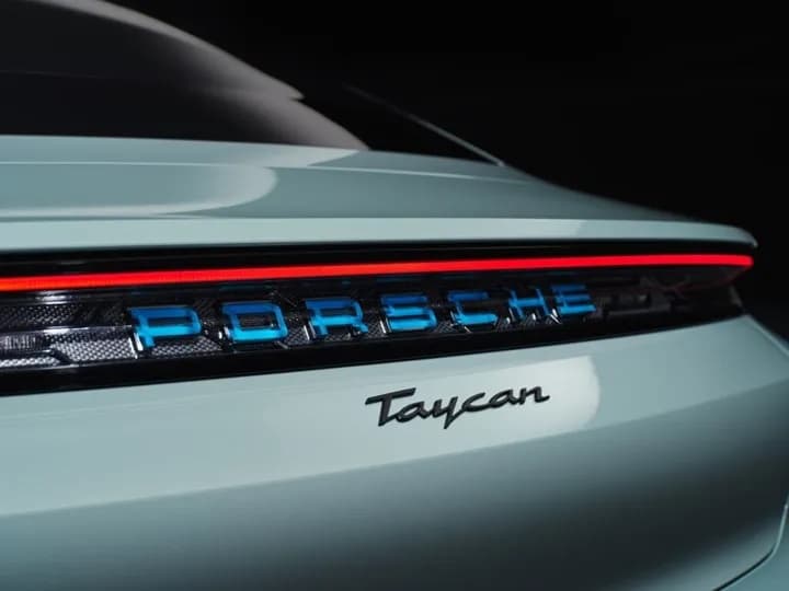 Porsche Taycan 2025 modelini təqdim edib: Daha sürətli, daha səmərəli və daha uzun məsafə