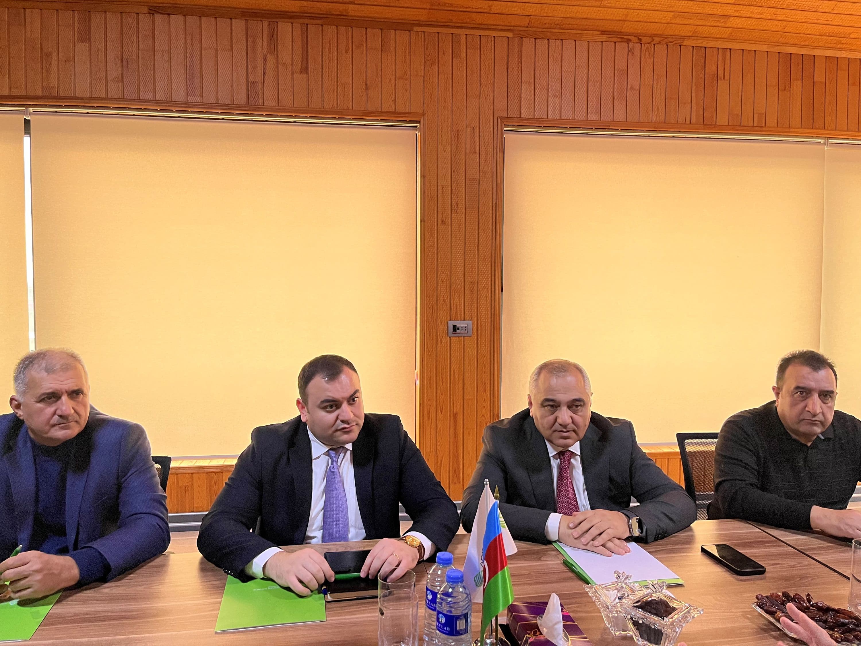 Aqrar Sığorta Fondunda quşçuluq təsərrüfatlarının sığortası müzakirə olunub