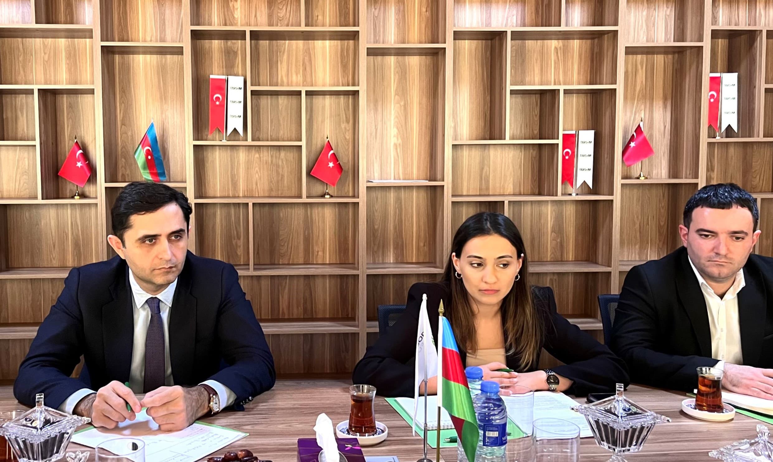 Aqrar Sığorta Fondunda arıçılıq təsərrüfatlarının sığortası üzrə müzakirələr aparılıb
