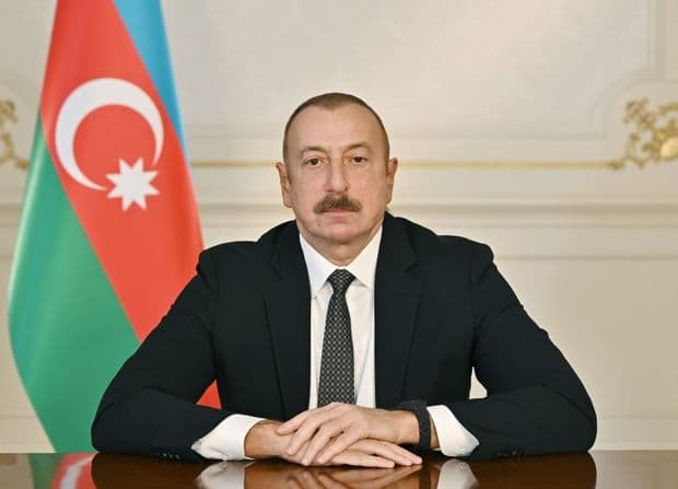 İqtisadiyyat Nazirliyi yanında Dövlət Vergi Xidməti işçiləri təltif edilib - SƏRƏNCAM