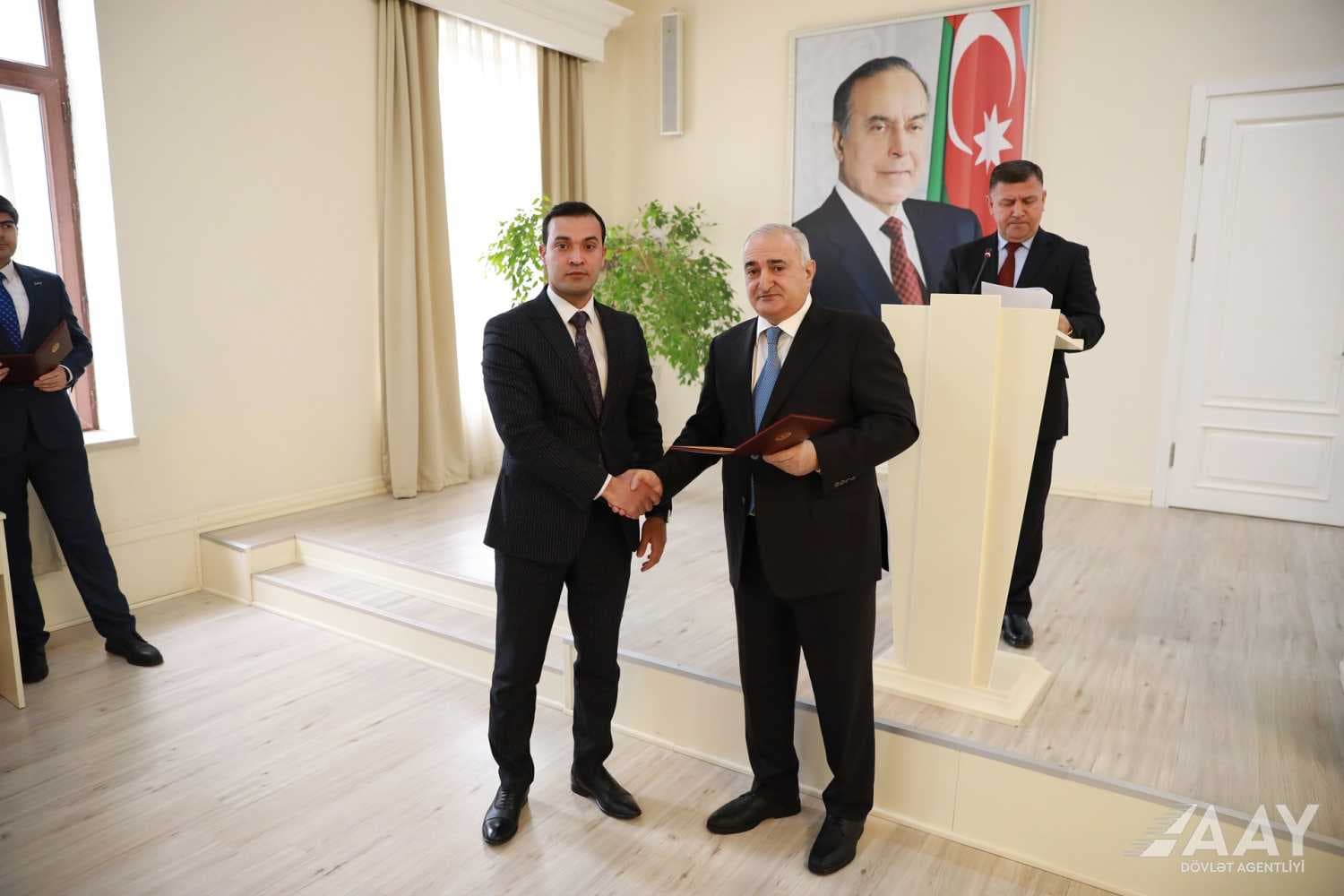 AAYDA-nın bir qrup əməkdaşı peşə bayramı münasibətilə mükafatlandırılıb