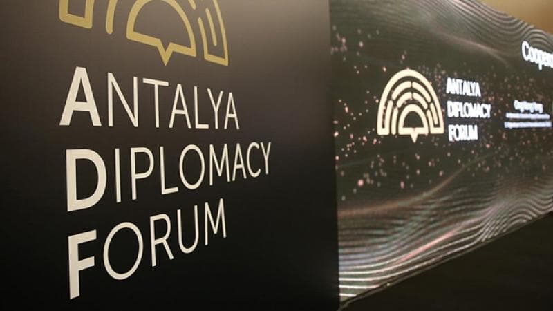 Liderlər Diplomatiya Forumunda görüşəcək