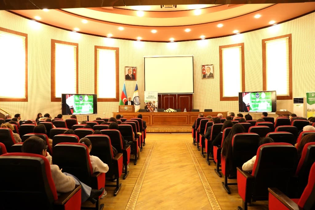 Aqrar Sığorta Fondu Bakı Dövlət Universitetinin müəllim və tələbə heyəti ilə görüş keçirib