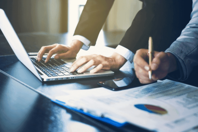 Azərbaycanda bank müştәrilәrinin cari hesablarından kağız daşıyıcılarının sayı və dəyəri artıb