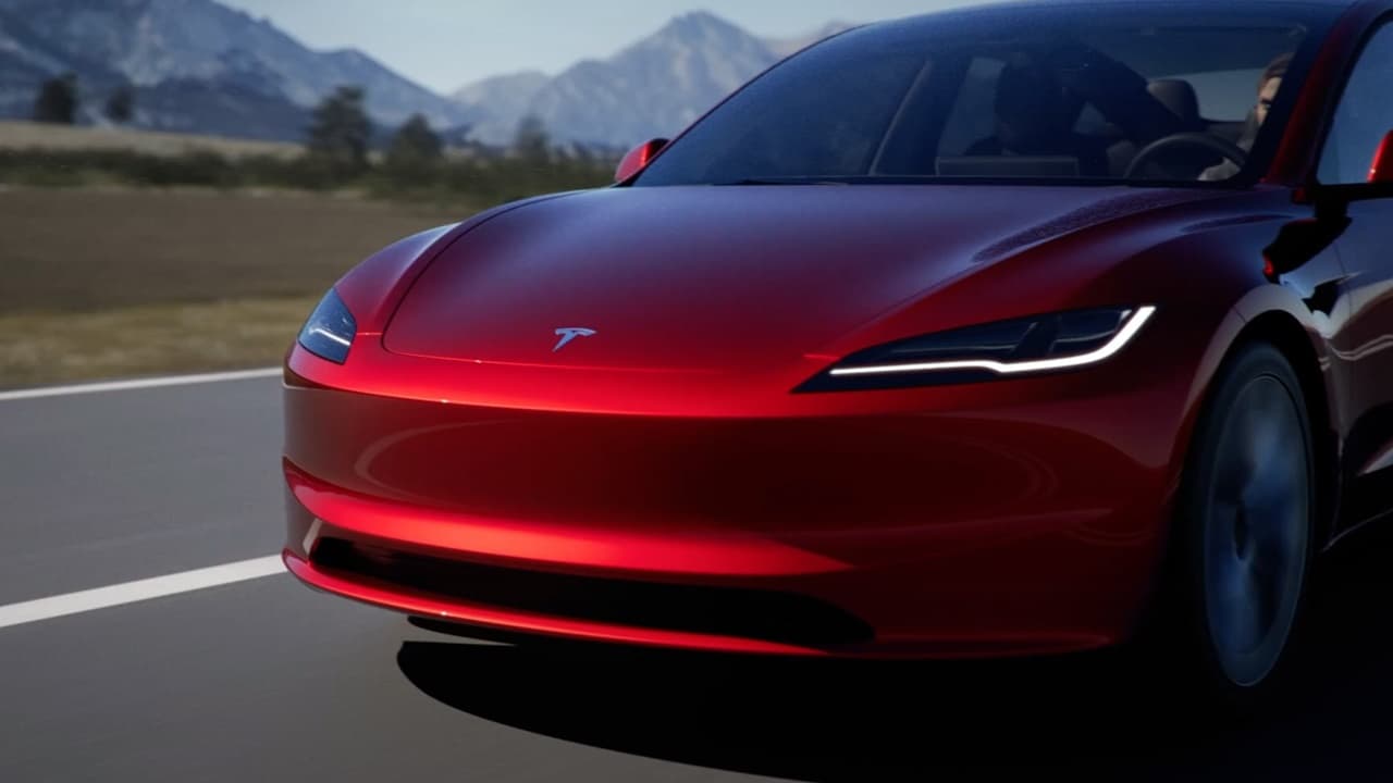 Ucuz Tesla-dan pis xəbər gəlib