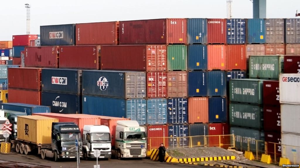 Azərbaycan Gürcüstandan yerli istehsal mallarının idxalını 6 %-dən çox artırıb