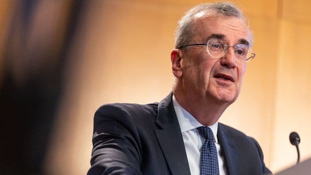 ECB üzvü Villeroydan faiz mesajı