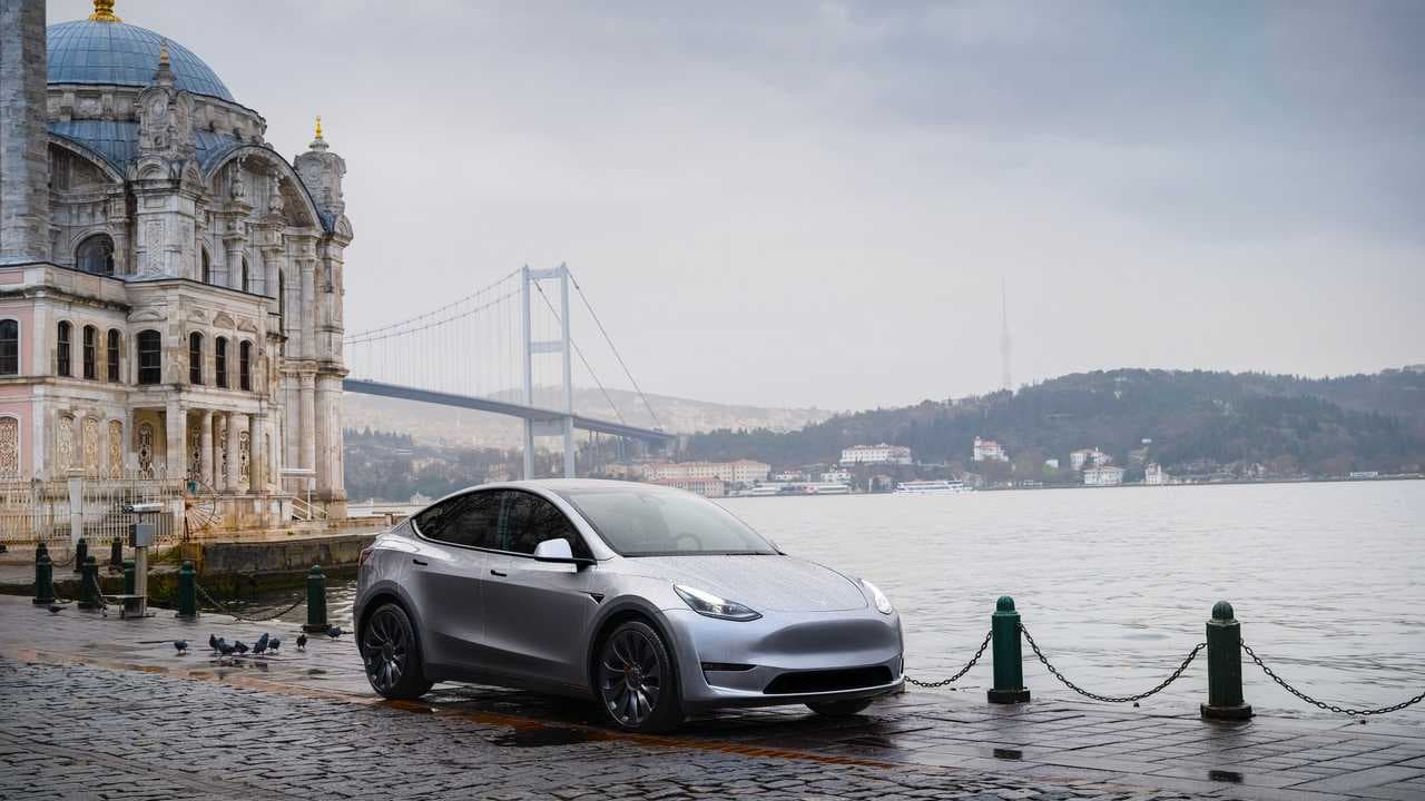 Tesla Model Y-nin qiymətini artırıb