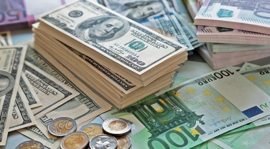 Ötən il xaricə 3 milyard dollar sərmayə qoyulub