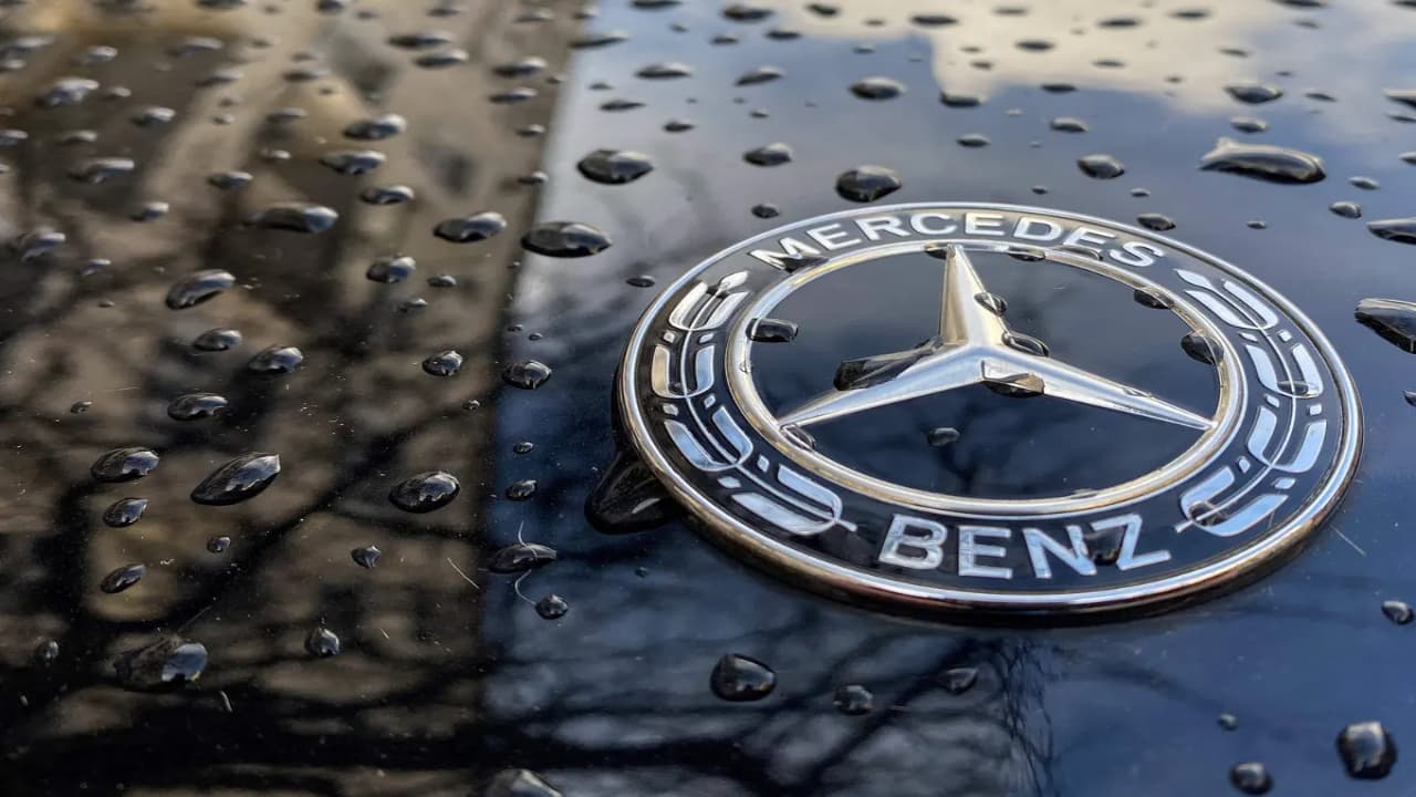 "Mercedes" elektrikli avtomobil investisiyalarını artırır