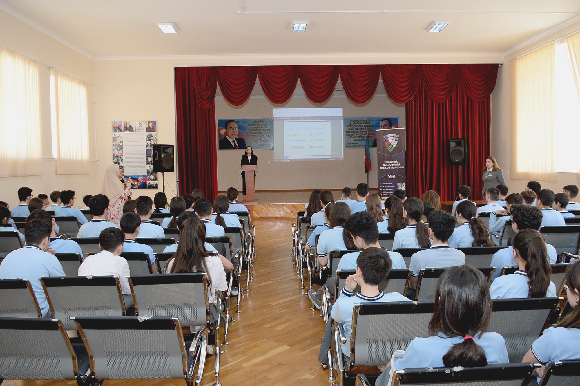 Elektron Təhlükəsizlik Xidməti məktəblilər üçün maarifləndirmə tədbirləri keçirib