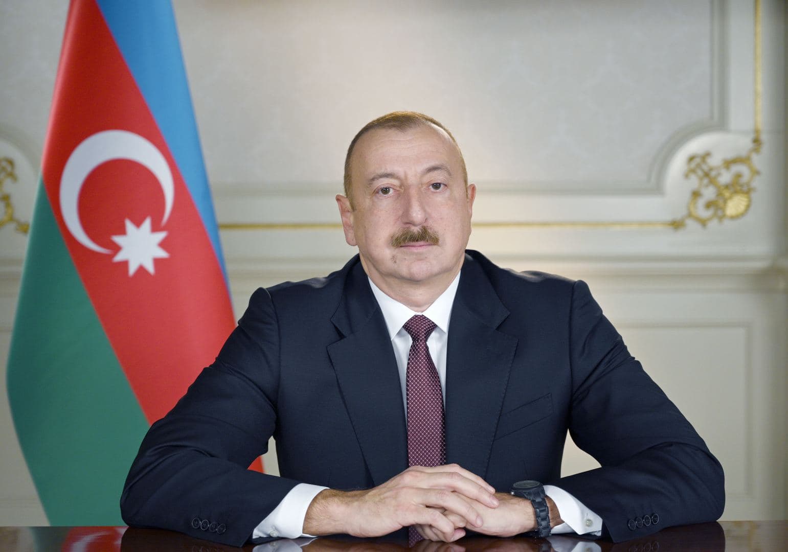 İcra məmurunun təqdimatıyla borclunun əmlakına həbs qoyulmasının prosessual əsasları müəyyən edilib