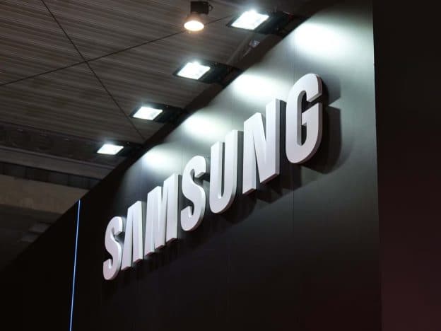 Samsung-un mənfəəti artdı