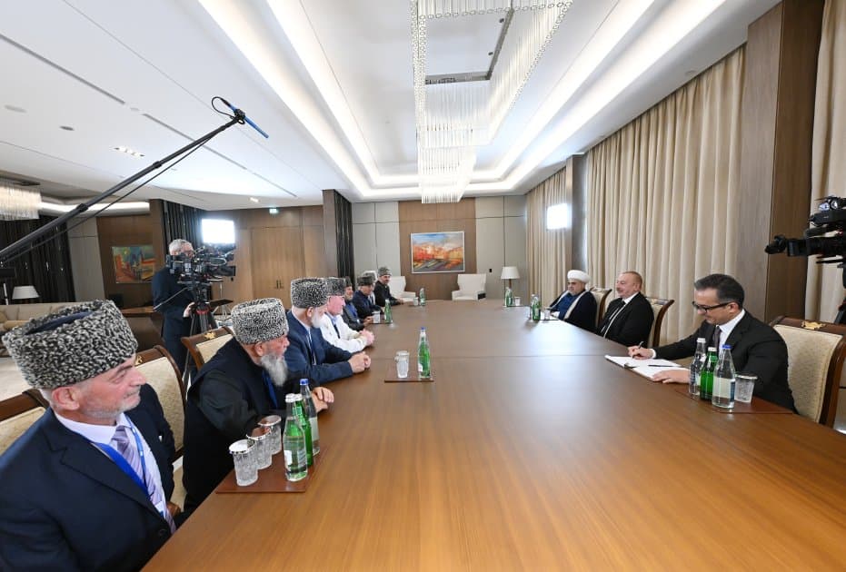 Prezident İlham Əliyev Rusiyanın Şimali Qafqaz regionunun müftilərindən ibarət nümayəndə heyətini qəbul edib