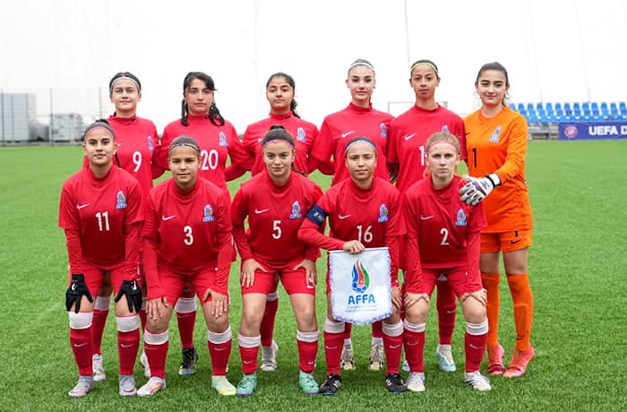 U-17 (Qadınlar) Türkiyə yığması ilə qarşılaşıb