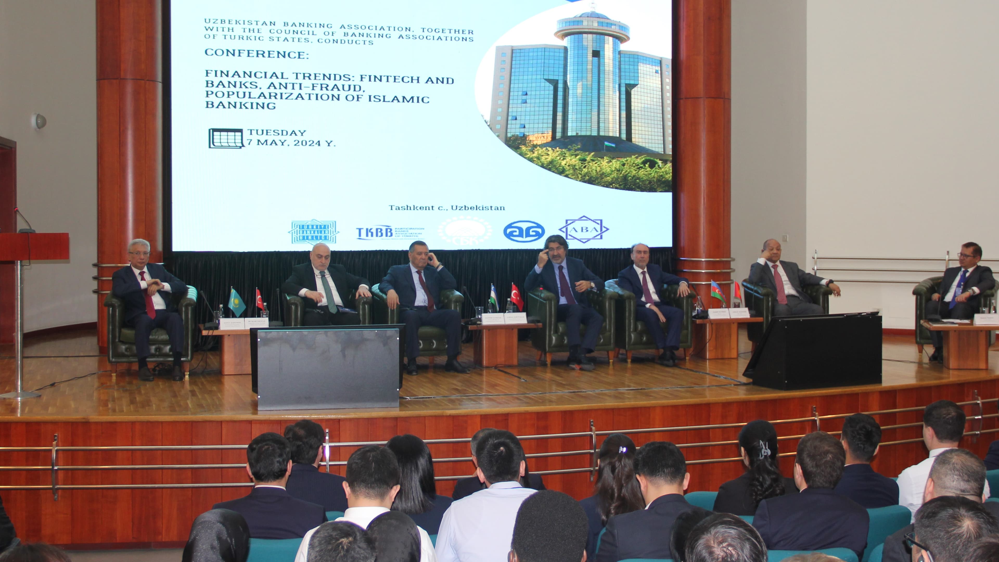 ABA rəhbər heyəti Daşkənddə Türkdilli Dövlətlərin Banklar Assosiasiyaları Şurasının IV iclasında iştirak etmişdir