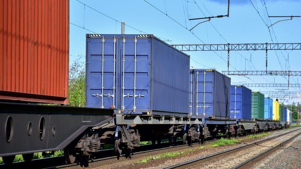 Bakı-Tbilisi-Qars dəmir yolu ilə daşınan yüklərin həcminin 5 milyon tona çatdırılacaq