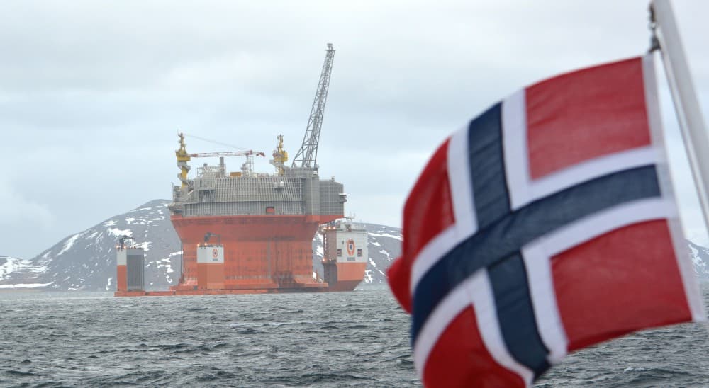 Şimal dənizinin Norveçə məxsus ərazisində neft hasilatına başlanılıb