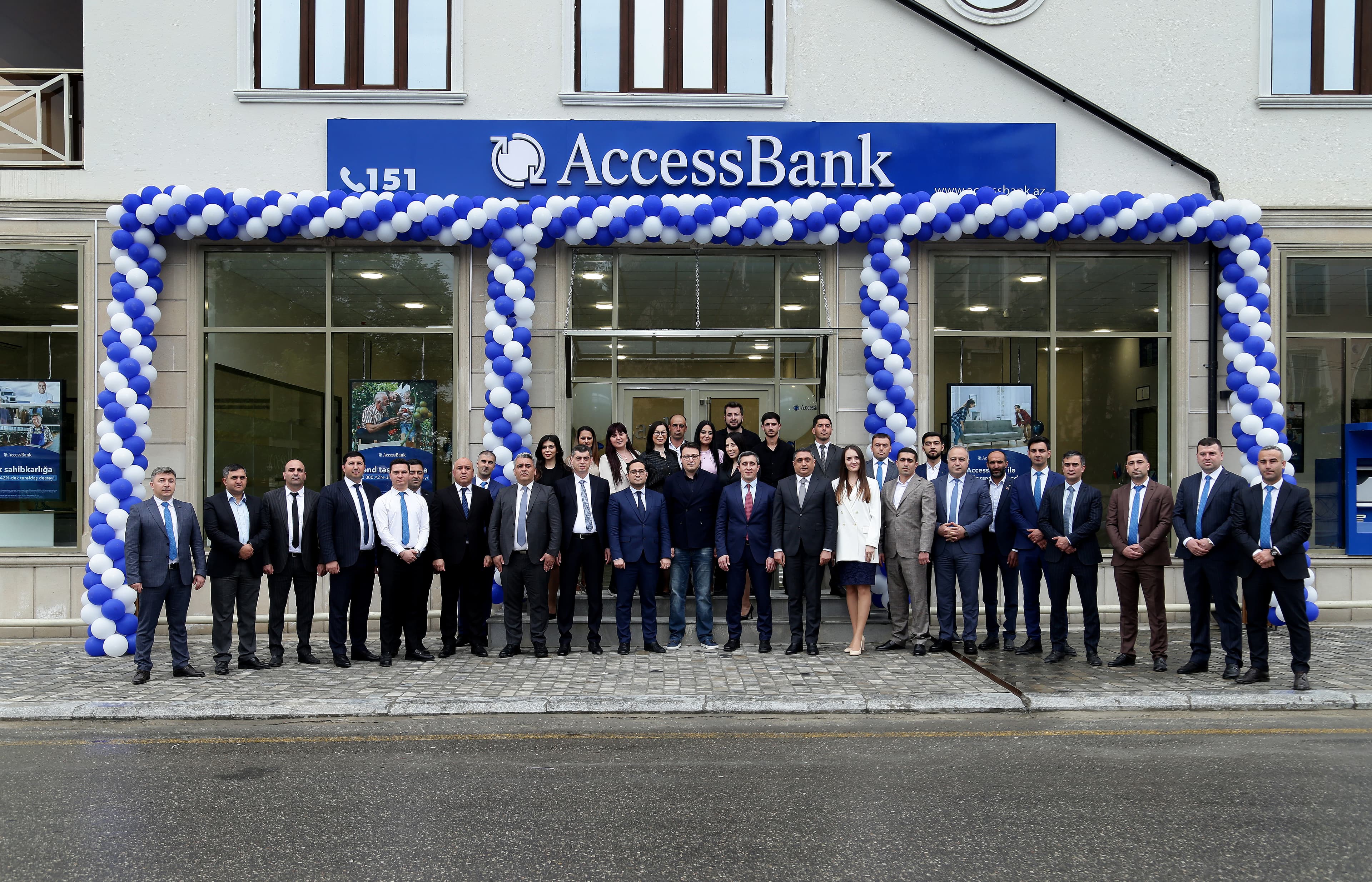 AccessBank regionlarda iştirakını möhkəmləndirir: Yeni filial artıq Qubada