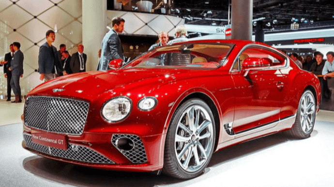 Tarixin ən güclü “Bentley” modeli nümayiş etdirilib