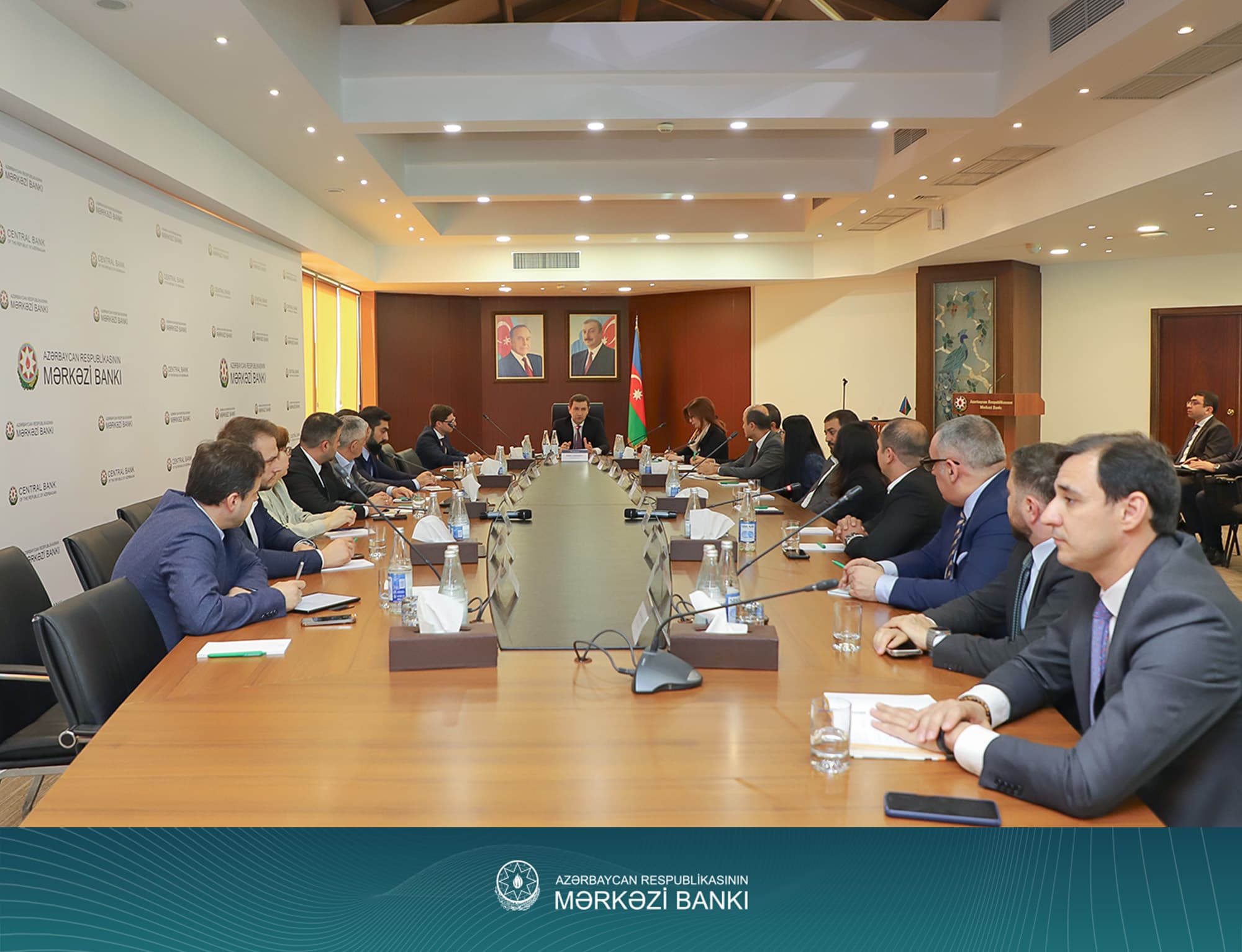 Azərbaycan Mərkəzi Bankında rəqəmsal ödəniş həllərində yeni oyunçuların rolu müzakirə edilib