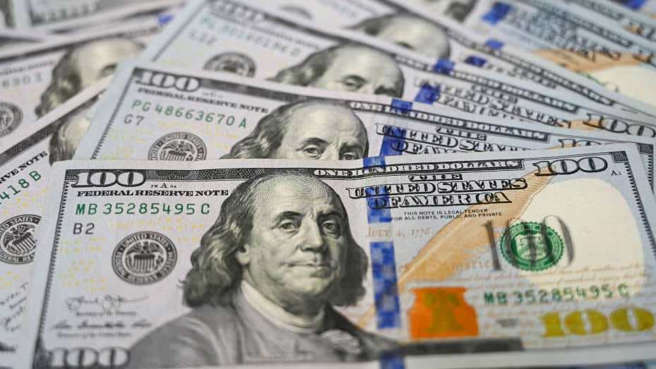 FED: Qərbin Rusiyaya qarşı sanksiyaları dolların qlobal iqtisadiyyatdakı roluna mənfi təsir göstərə bilər