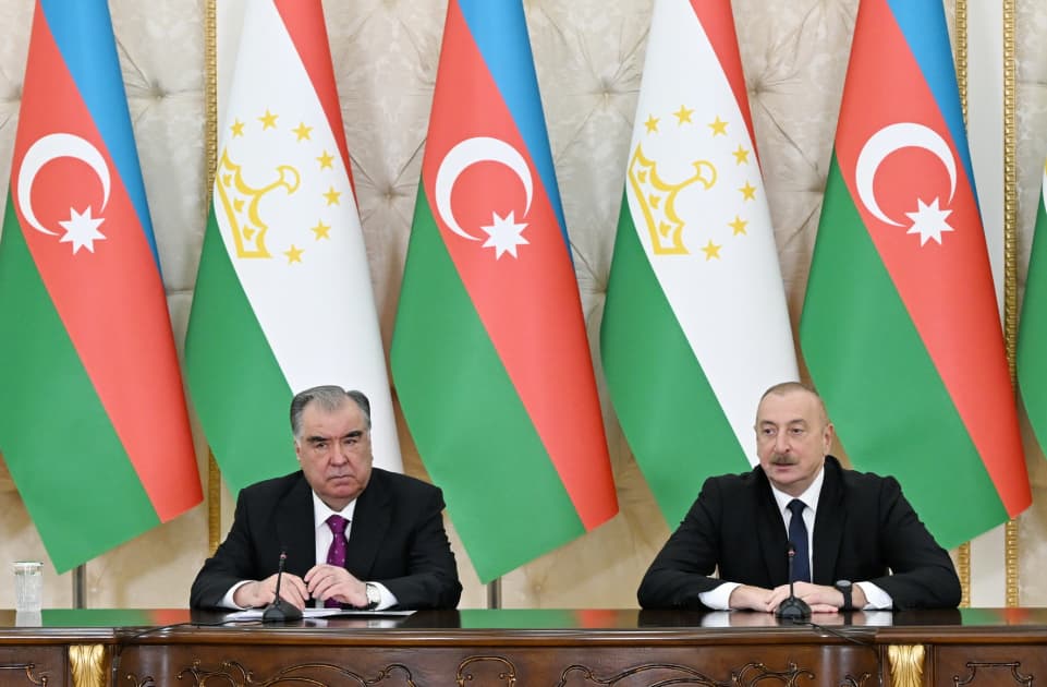 Azərbaycan və Tacikistan Prezidentləri mətbuata bəyanatlarla çıxış ediblər