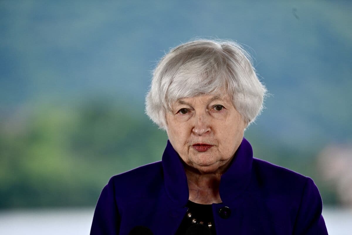 Yellen deyir ki, dərəcələr üçün daha yüksək yol gəlirləri artırmağa ehtiyac duyur