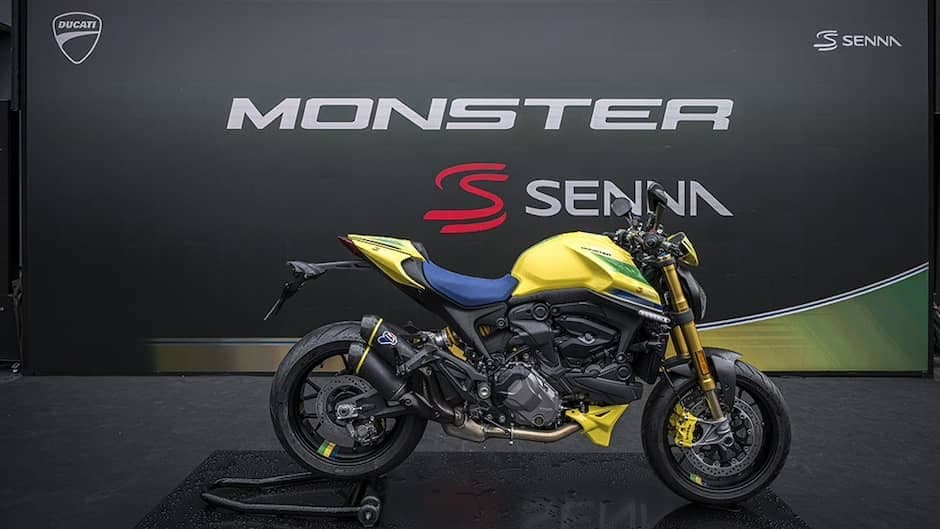 Əfsanəvi pilotun xatirəsinə həsr edilmiş Monster Senna modelini nümayiş edilib