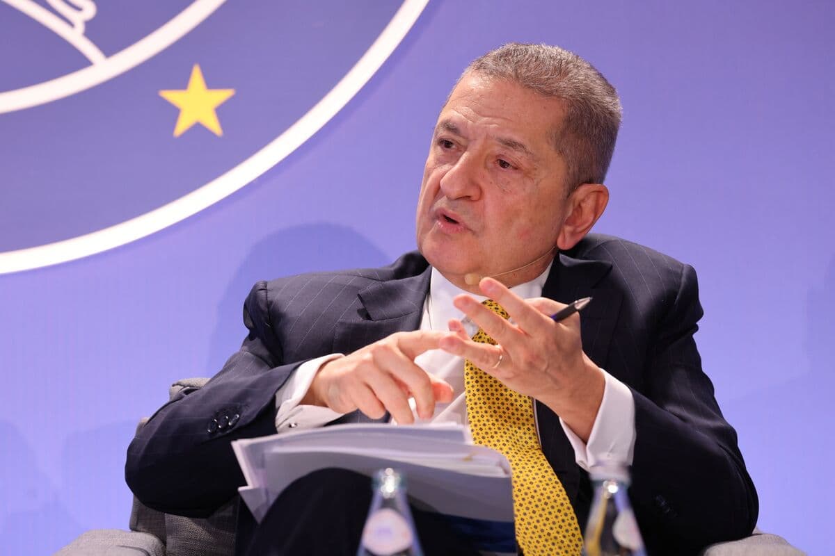 Panetta deyir ki, ECB-nin ixtisarları gələcəkdə "gecikmiş və tələsik" hərəkətlərdən qaçınacaq