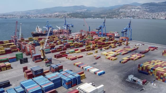 Müharibə səbəbiylə ticarət dayandırıldıqdan sonra Türkiyənin İsrailə ixracatı 99% azalıb