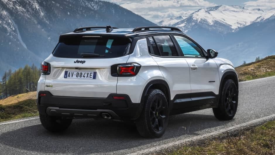 "Jeep Avenger 4xe": Elektrik gücü ilə "ofroad" macərası