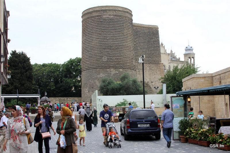 Yaxın Şərq ölkələrindən Azərbaycana turist axınında 40 faizədək artım var