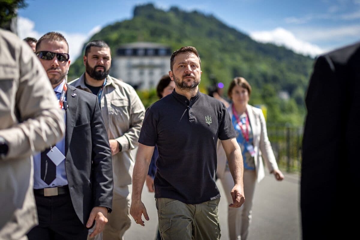 Sorğu göstərir ki, daha az ukraynalı Rusiya ilə danışıqlarda kompromislərə qarşı çıxır