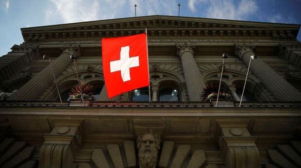SNB Fransada iqtisadiyyata kömək etmək və böyüməyi dayandırmaq üçün faiz dərəcələrini yenidən azaldır
