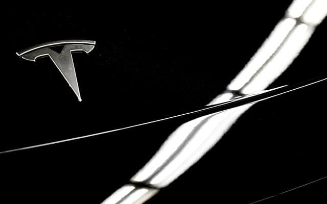 Tesla İnvestorları Əsas Katalizatorlar Ortaya Çıxdıqca Əhəmiyyətli Səhm Qiyməti Hərəkətinə hazırlaşırlar