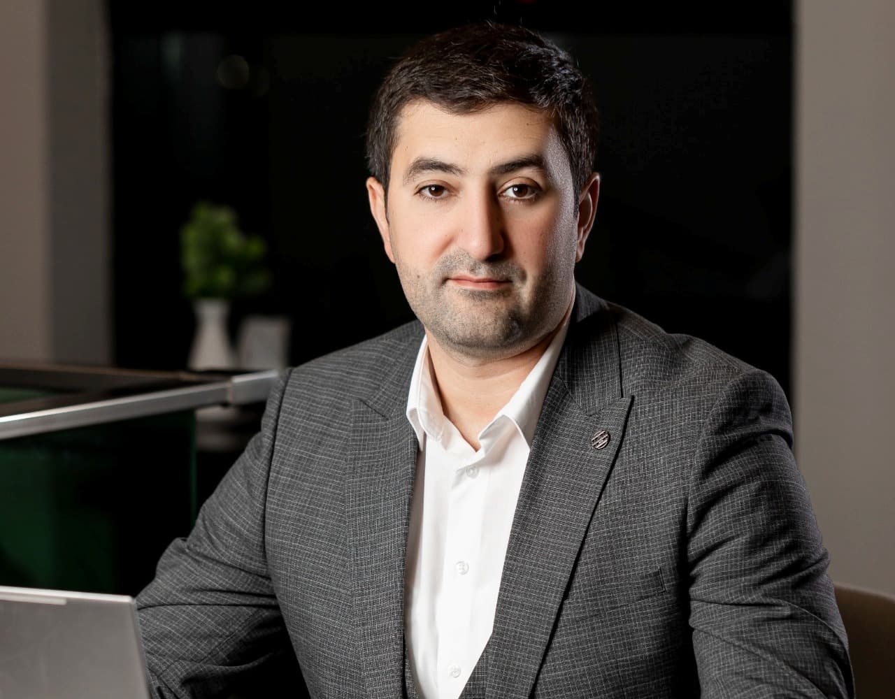 Azərbaycan biznesdə risklərin idarəedilməsi peşəkarların rəyindən çox, sahibkarın təcrübəsindən asılıdır – Orxan Məmmədzadə