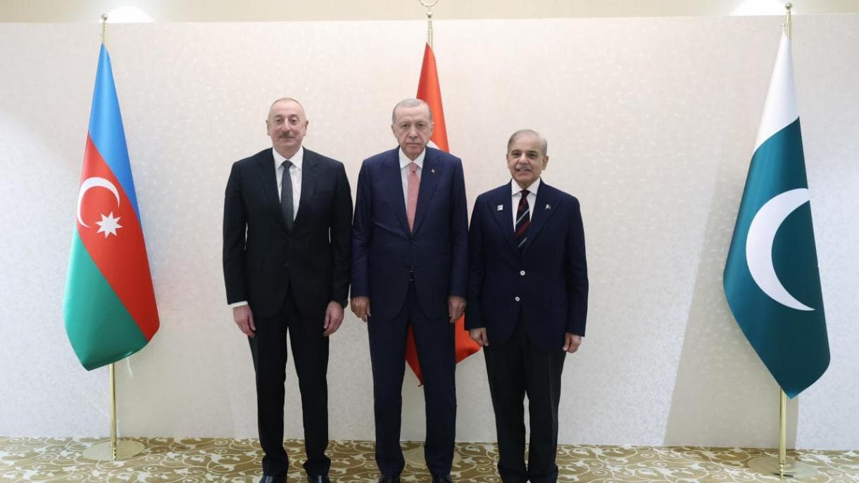 Türkiyə, Azərbaycan və Pakistan başçıları bir araya gəldi