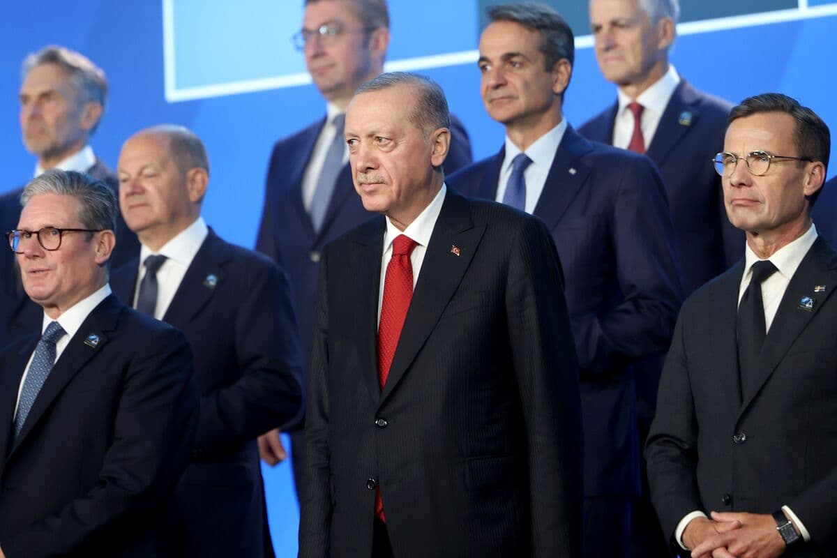 Ankara rəqibləri gözləyən Aİ Türkiyə ilə əlaqələri canlandırmaq istəyir