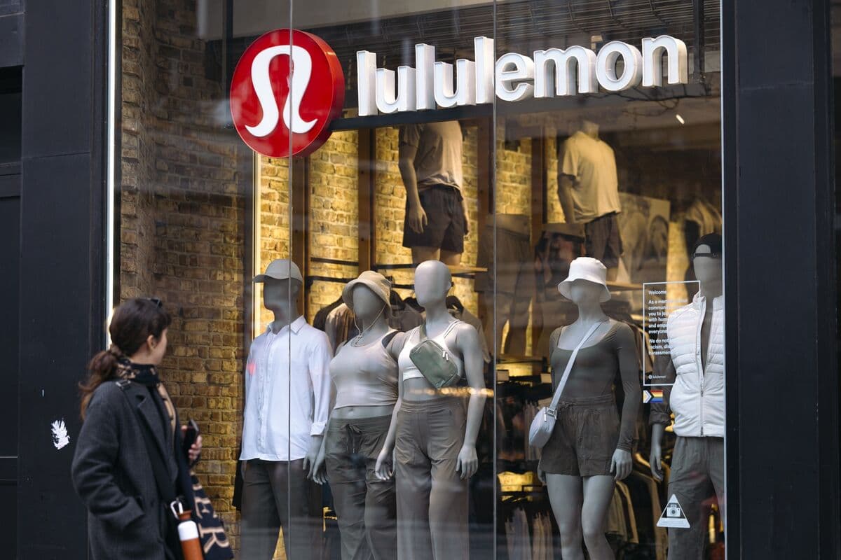 Lululemon Ətraf Mühitin Məqsədləri və Təsirlərində "Yaşıl yuyulma"da ittiham olunur
