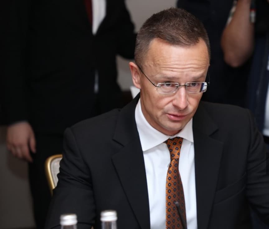 Peter Siyarto: Bu il Ukrayna üzrə sülh konfransının ikinci mərhələsi baş tuta bilər